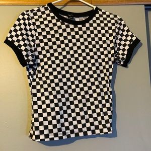 size L rue 21 checkered tee (fits like a medium)